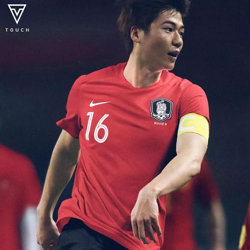 世界杯各队战袍已备好,2018年世界杯32强球衣一览