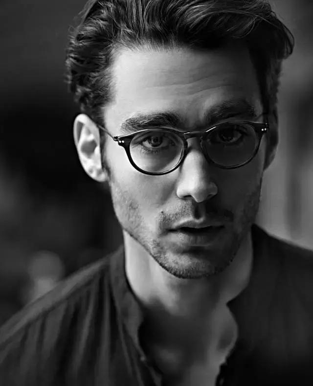 眼镜与脸型的搭配方法,眼镜与脸型搭配图解