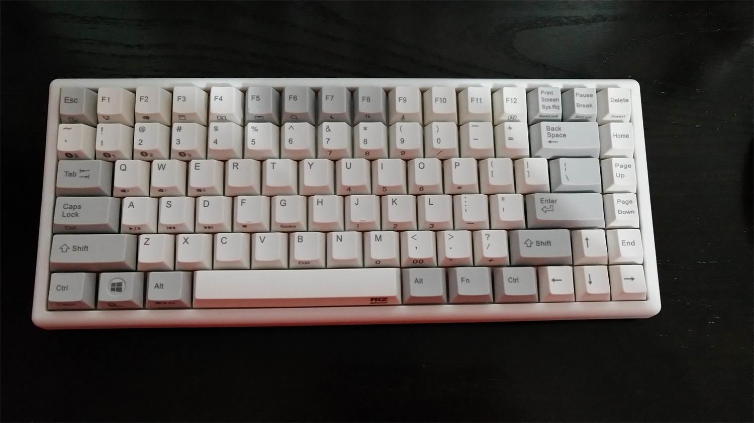 外设烧友巧用扎带完美走线桌面大升级纪实