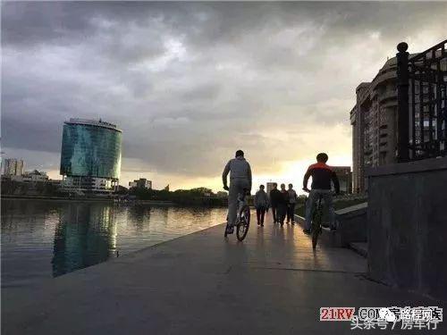 房车旅行真实生活记录,真实的房车旅行生活