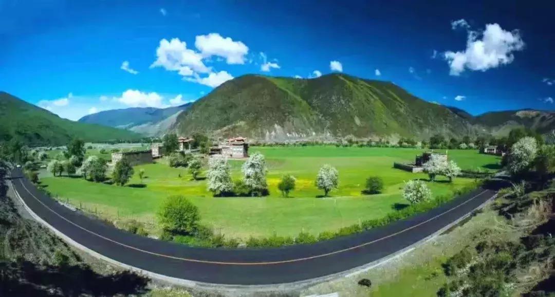 再上5天班，就放小长假！四川哪里*光春**诱人？靠谱实测甩给你