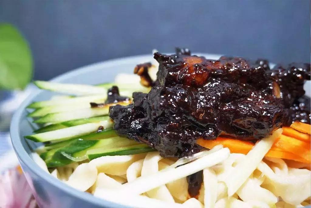 有一种炫富叫人到中年父母健在,有一种高级的炫富