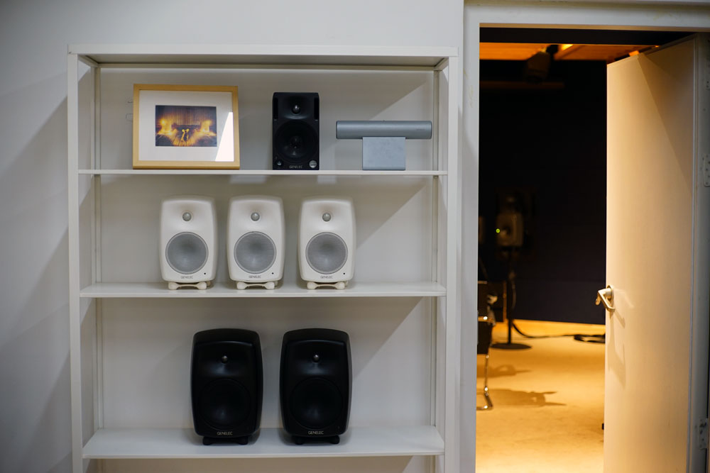 真力8050b两分频有源监听音箱 (真力有源监听音箱1038)