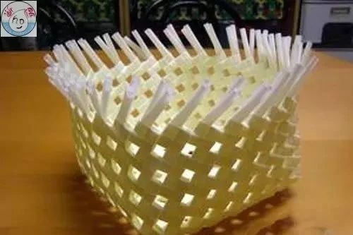 塑料带手工编织篮子收纳筐,塑料袋收纳筐