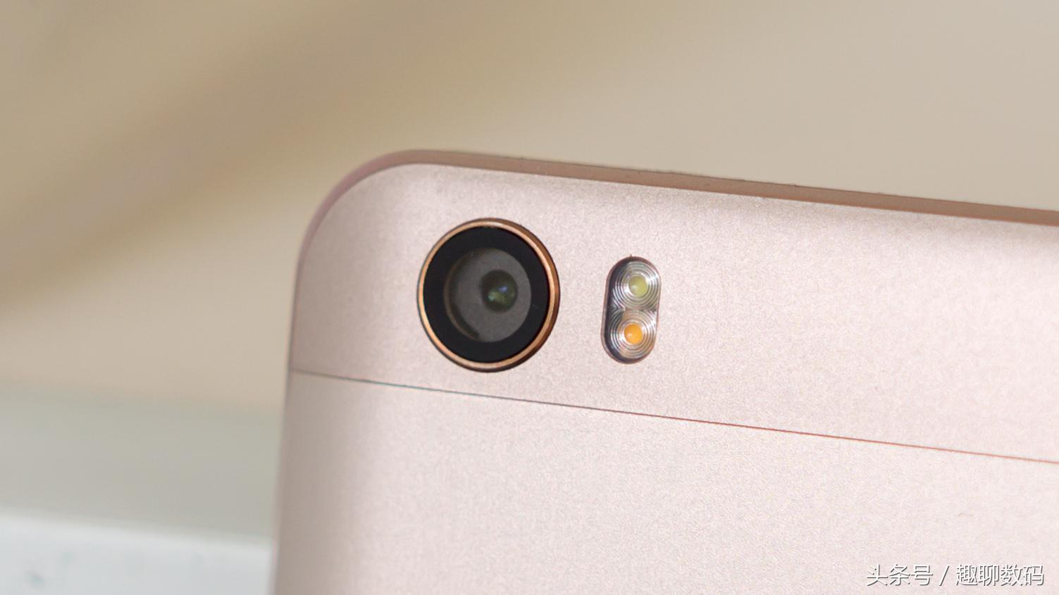 小米max拆机图片,小米max拆手机