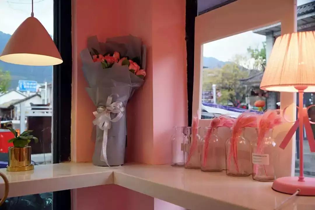 听说大理古城开了一家ins风粉红茶店,颜值逆天！