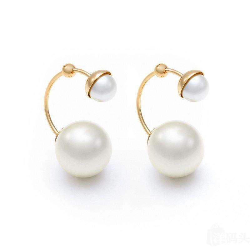 价格亲民的首饰品牌,贵的奢侈品首饰