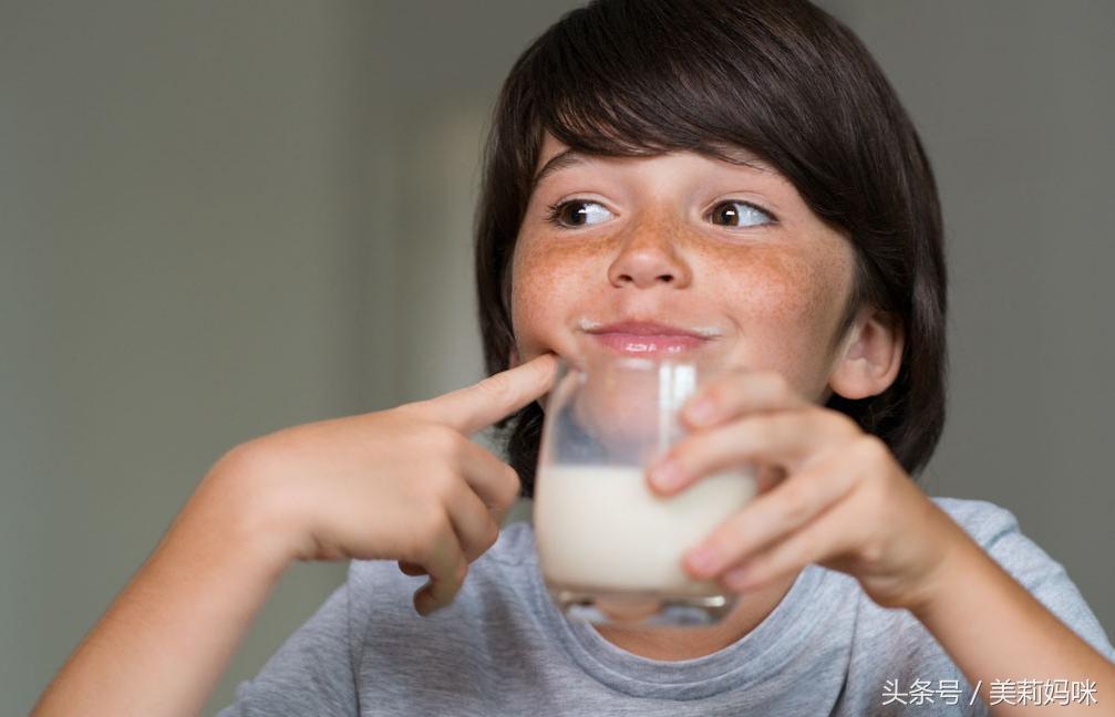 儿童脸上长雀斑的原因和治疗方法,儿童雀斑的最佳治疗时间和方法