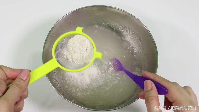 用瓜尔胶粉做假水不粘手,做泥用的瓜尔胶粉