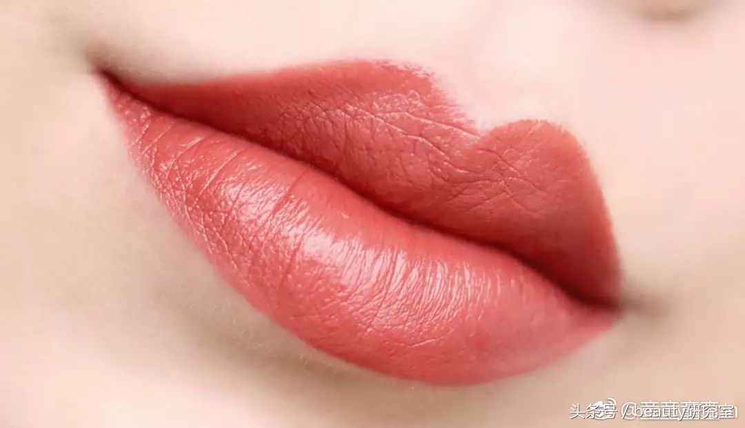 这些平价国货彩妆贫民窟女孩必入,贫民窟女孩的口红合集