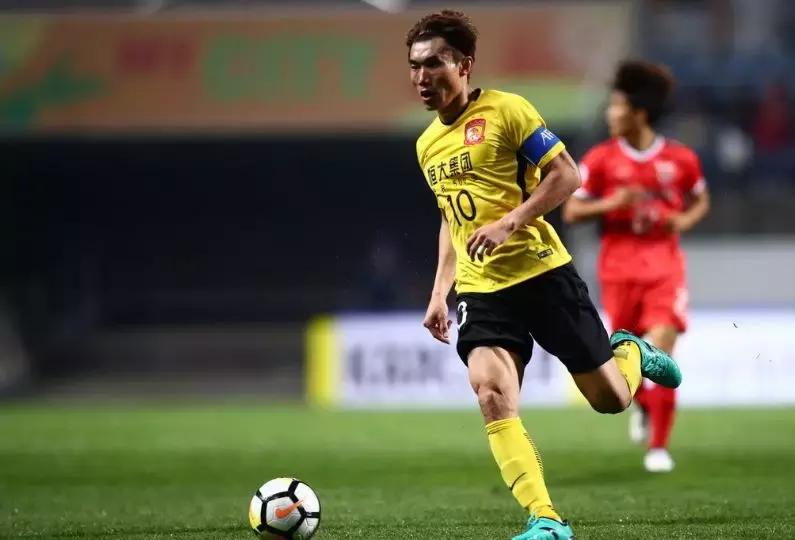 卡拉斯科球迷哭了,卡拉斯科被暴打