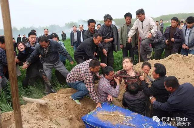 清明特辑，一个癌症家庭的悲惨历程——失臂之痛