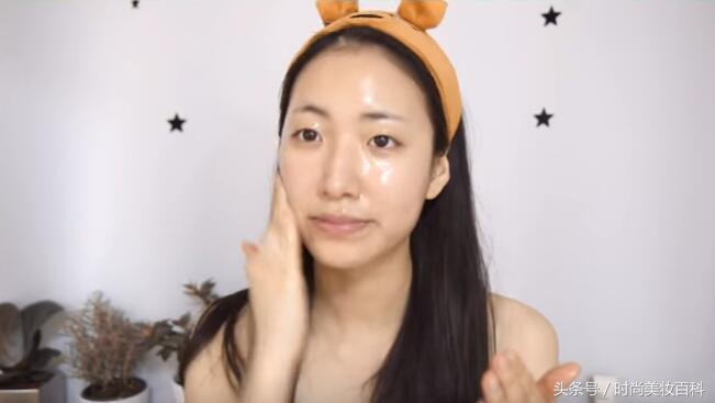 快速不伤皮肤的卸妆方法,卸妆干净又保湿的好方法