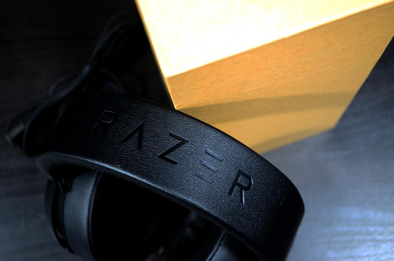 吃鸡新出的枪械如何玩,吃鸡战场一把信号枪1000个信号弹