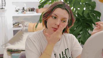 化完妆后又不知道去哪,化完妆看起来假白