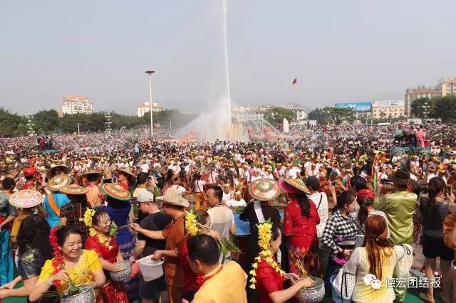 期待来云南的第一个泼水节,欢迎朋友们来云南泼水节