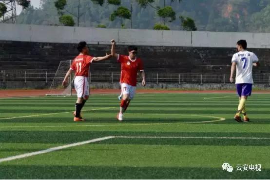 足球圆梦公益助学活动在哪里,足球爱心活动