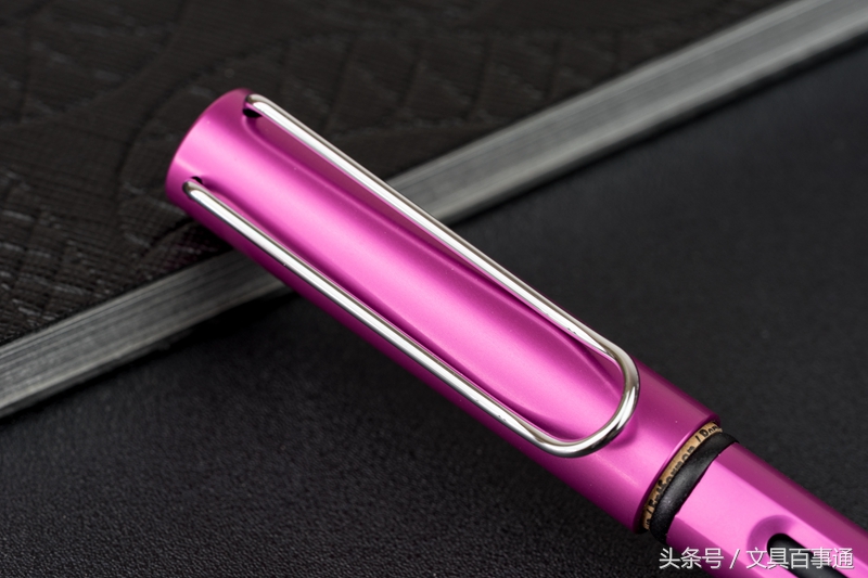 活力满满，LamyAl-Star2018年特别色活力粉钢笔实物体验