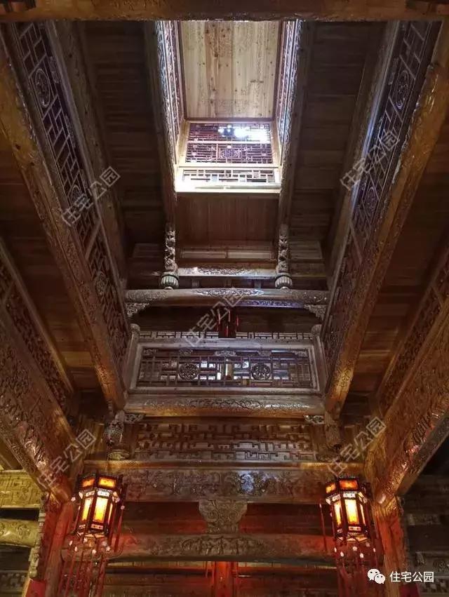 红砖价格一路狂飙,自建房用的红砖最新价多少钱一块