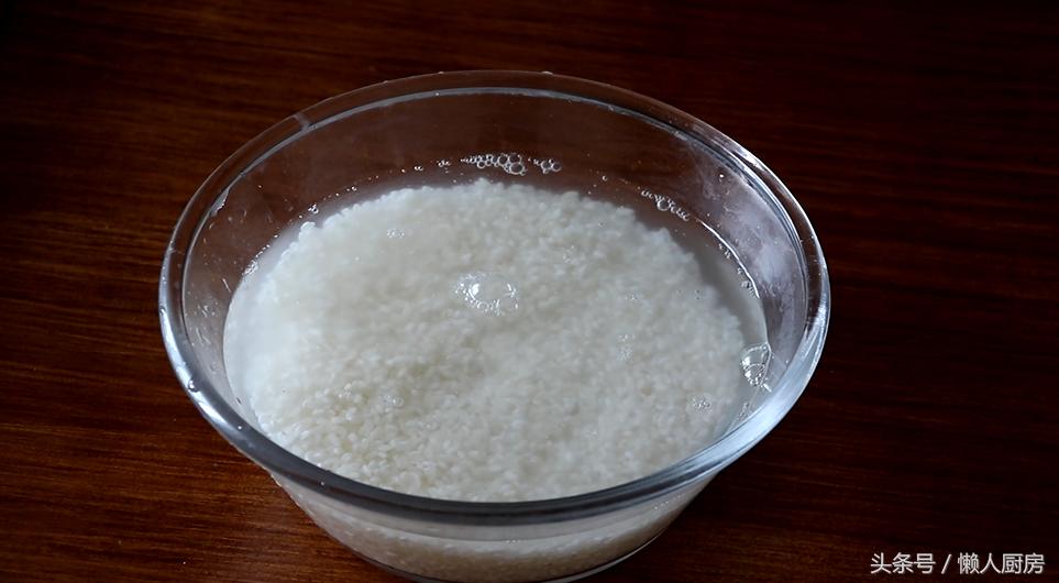 在家最简单煲仔饭制作方法,最简单做的煲仔饭