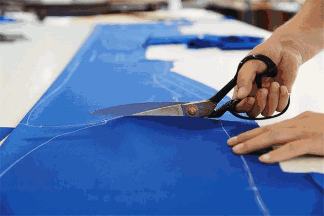 保时捷让人着迷,西装革履保时捷