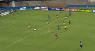 外媒评c罗超远吊射神仙球,c罗惊世倒钩足球小将