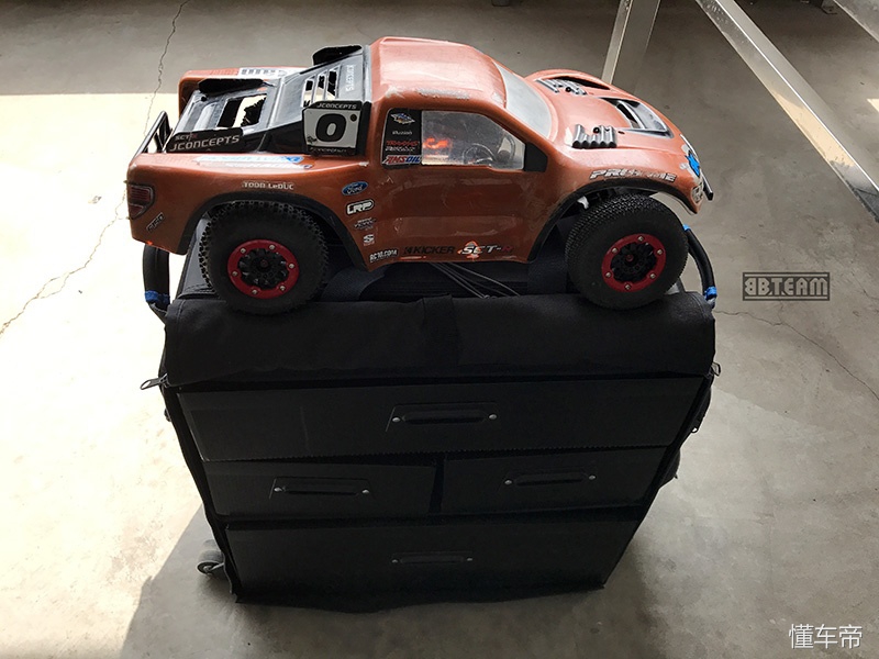 超人继续分享KYOSHOTF7的新车壳