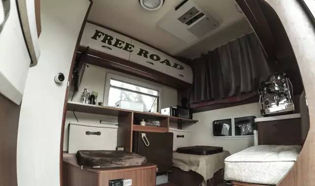 90后三明治摆摊,90后小吃车多功能餐车摆摊