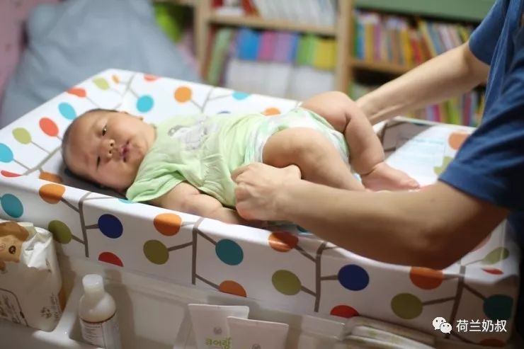 宝宝晚上不睡觉是什么问题,宝宝晚上不平躺睡