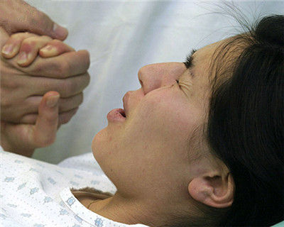 为生二胎多次流产,为保子宫生二胎差点丧命