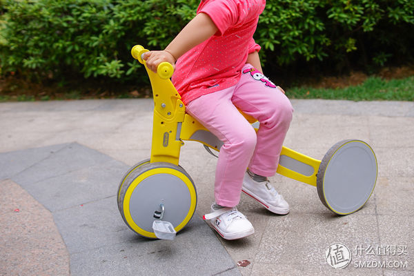 700Bike+小米生态链，高颜值和高性价比的柒小佰变形儿童车