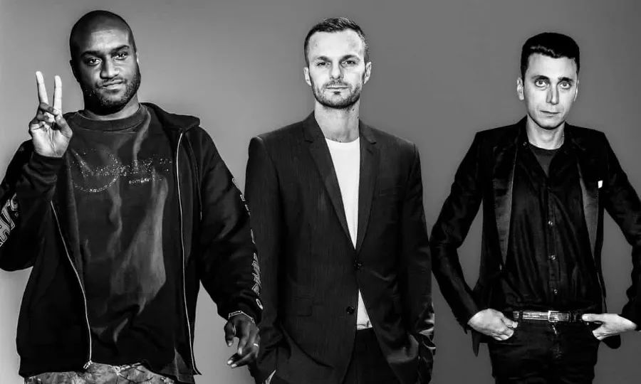 贝嫂13年亏多少亿,贝嫂亏了多少亿