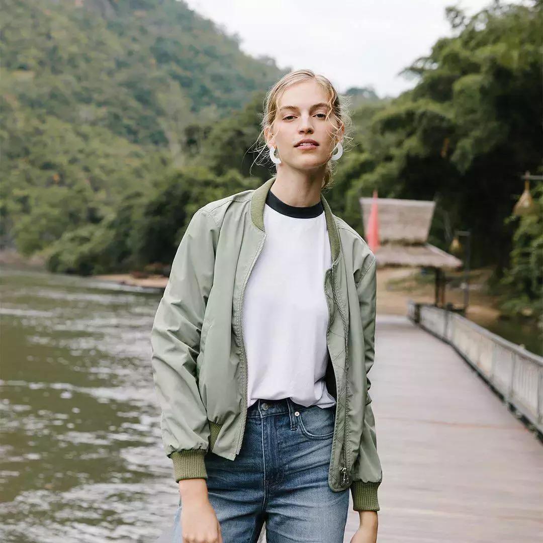 推荐目前为止最爱的一款t恤,新款爆款T恤