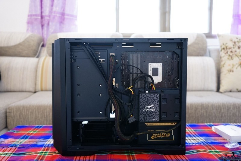 为了侄子的小电视换安钛克P6机箱再换块显卡就能大吉大利的吃鸡