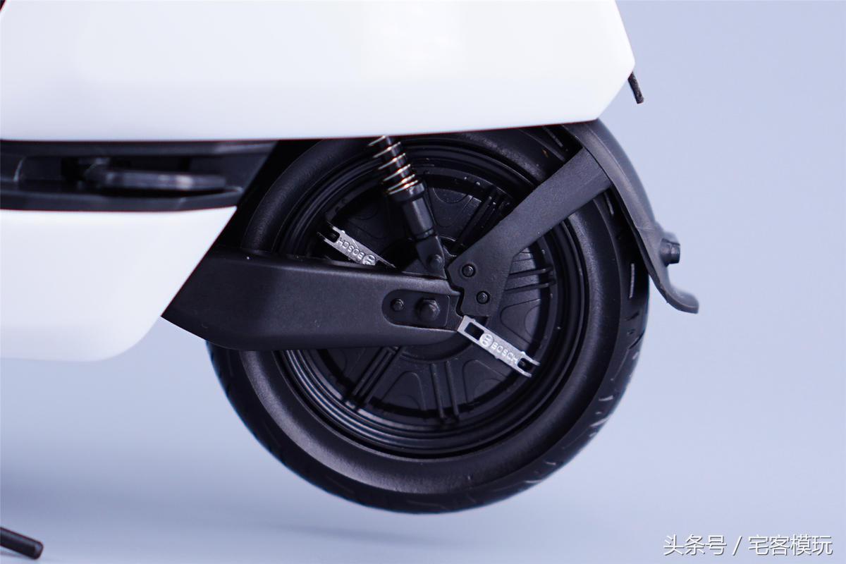 小牛电动车n1s动力版多少ah,76v100a小牛n1s尺寸