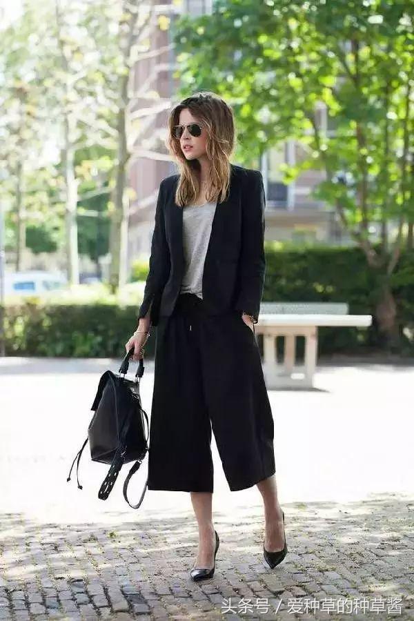 穿阔腿裤为什么从后面看很难看,牛仔阔腿裤显胖怎么办