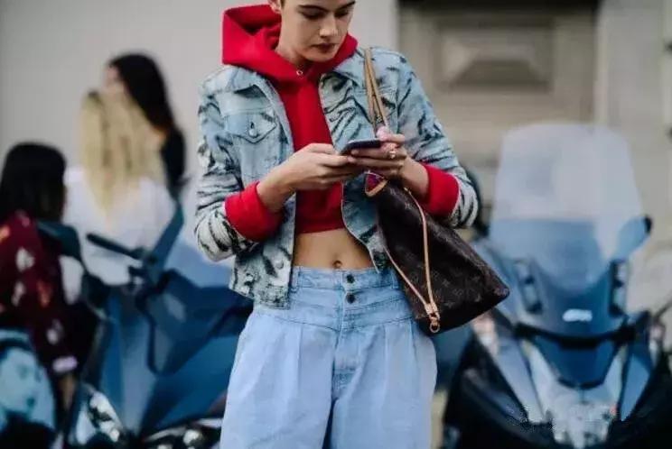 值得入手的千元大牌包包,第一只奢侈品包包买什么