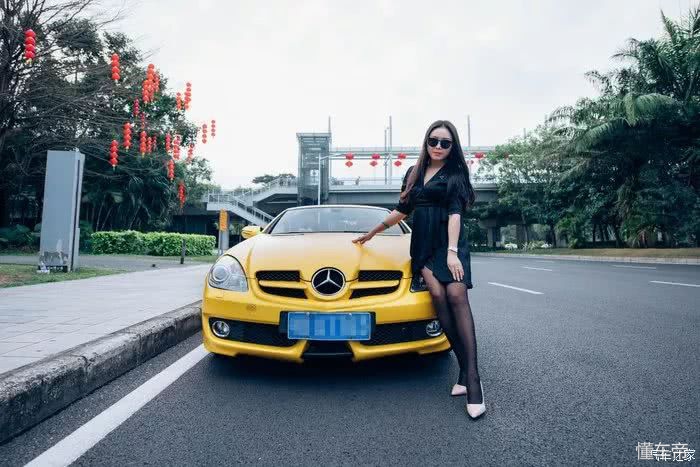 奔驰slk200硬顶敞篷哪个颜色好看,奔驰slk200敞篷版值得买吗