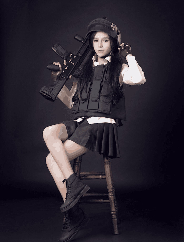 吃鸡用变声器套路敌人,吃鸡时使用变声器套路三个小姐姐