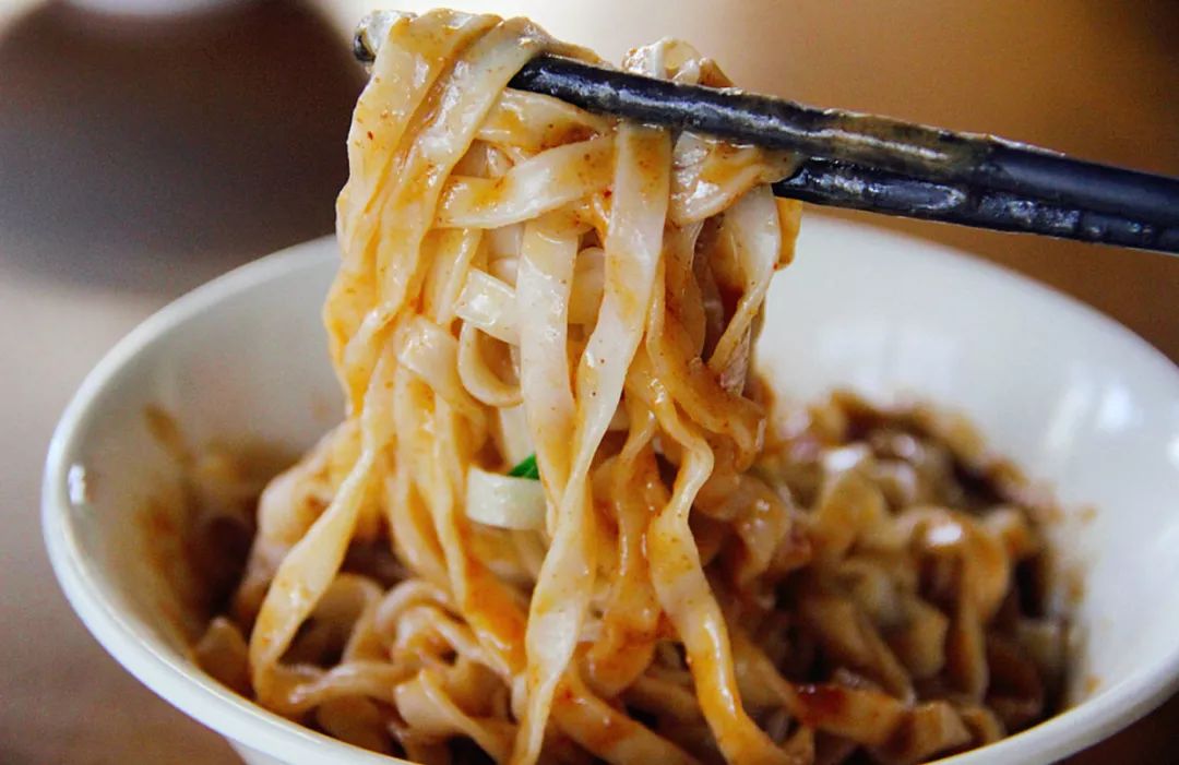 装修闽南特色小吃店,充满闽南古早元素的一家咖啡馆