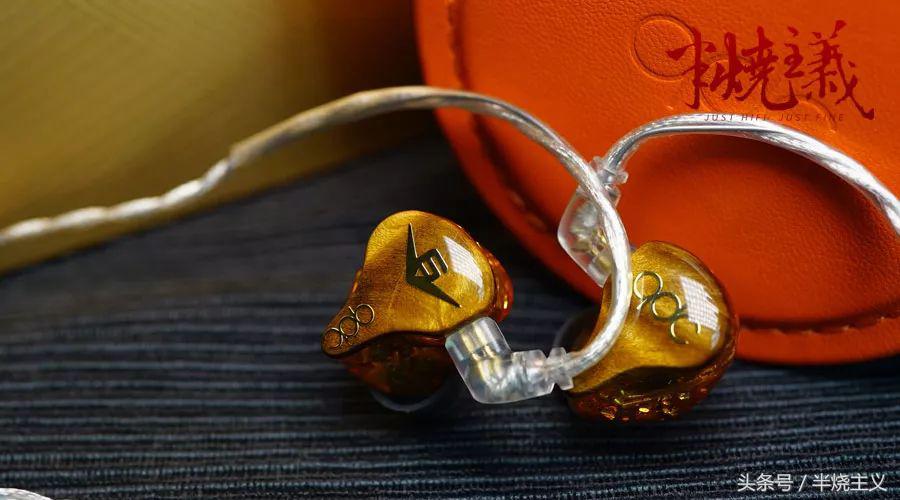 qdc耳机定制变色龙,变色龙耳机qdc