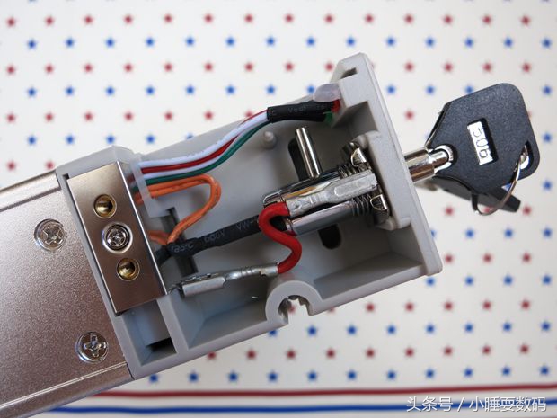 diy机械硬盘外置盒,旧主机硬盘盒自制