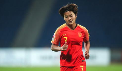 拔得头筹，中国梅西横扫约旦，这帽子不知道男足什么时候能带上