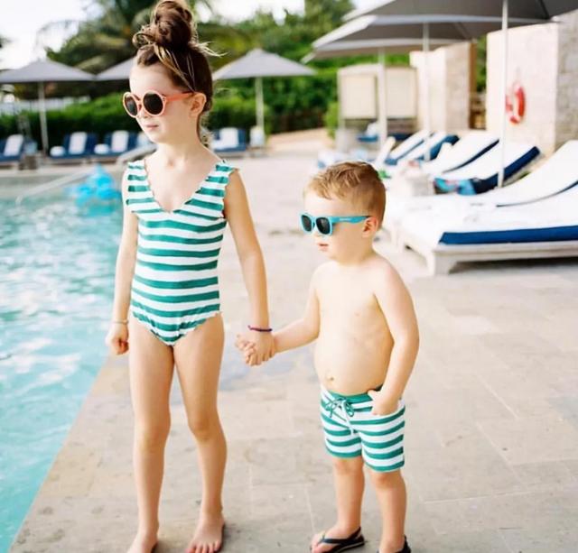 夏天带宝宝度假颜控麻麻这些品牌请了解一下!Littlehotdogwatson