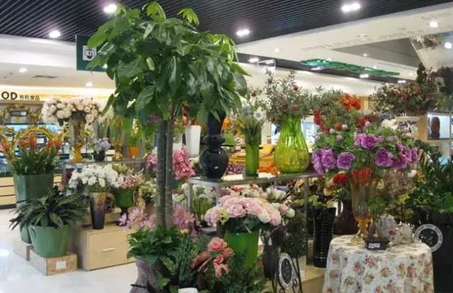 开一花店赚钱吗,投资花店赚钱吗