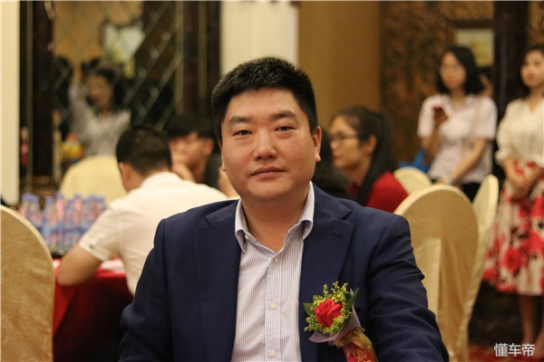 武汉展不减配谭校长不后退听说头铁是件很浪漫的事