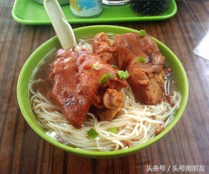 港币汇率创33年新低!平时港星都去吃的店,这里都有了