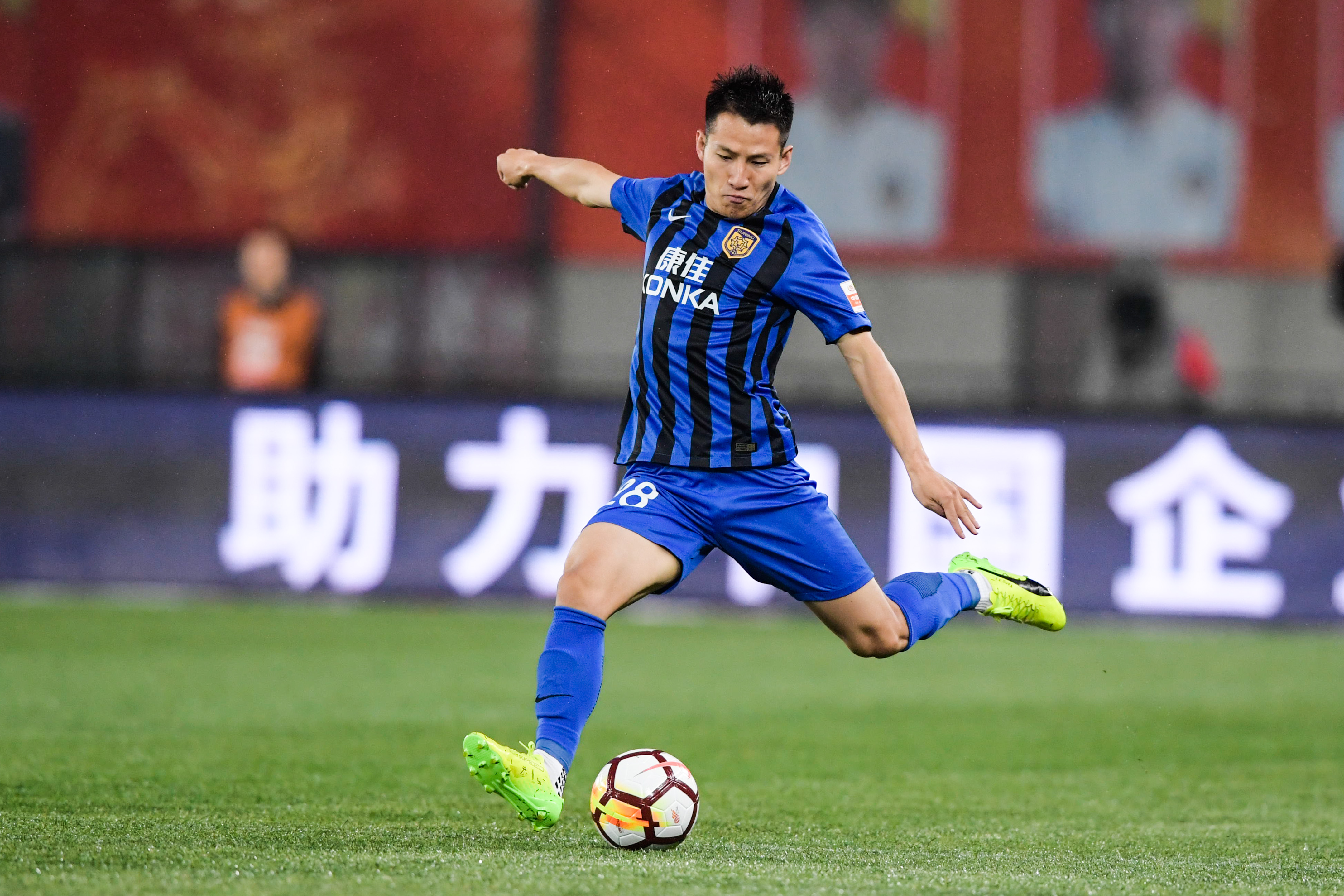 半场战报苏宁客场,天津权健中超战报