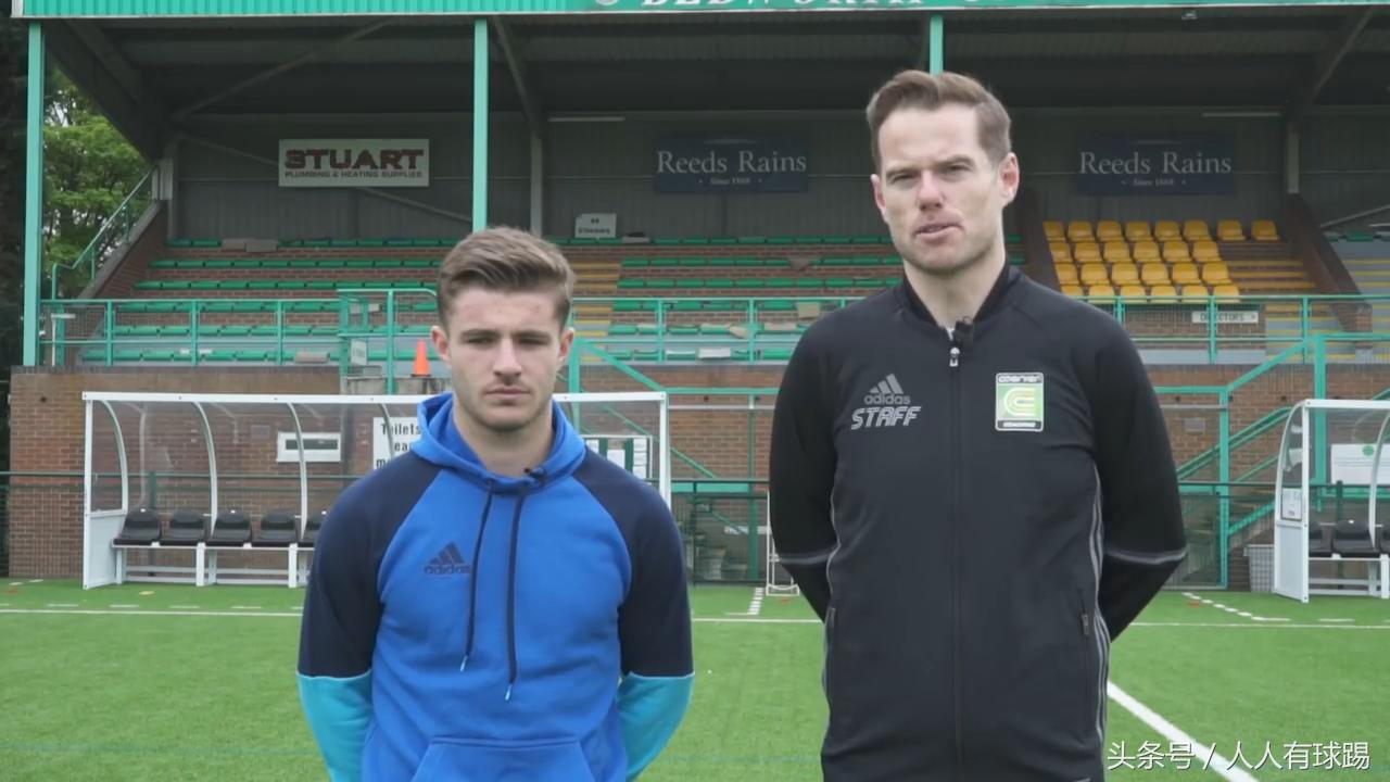 足球青训变向盘带训练,足球青训运球训练方法