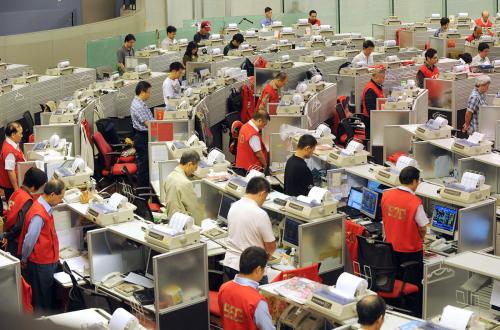 8年前冤死的香港同胞，今天终于迎来了一声道歉！